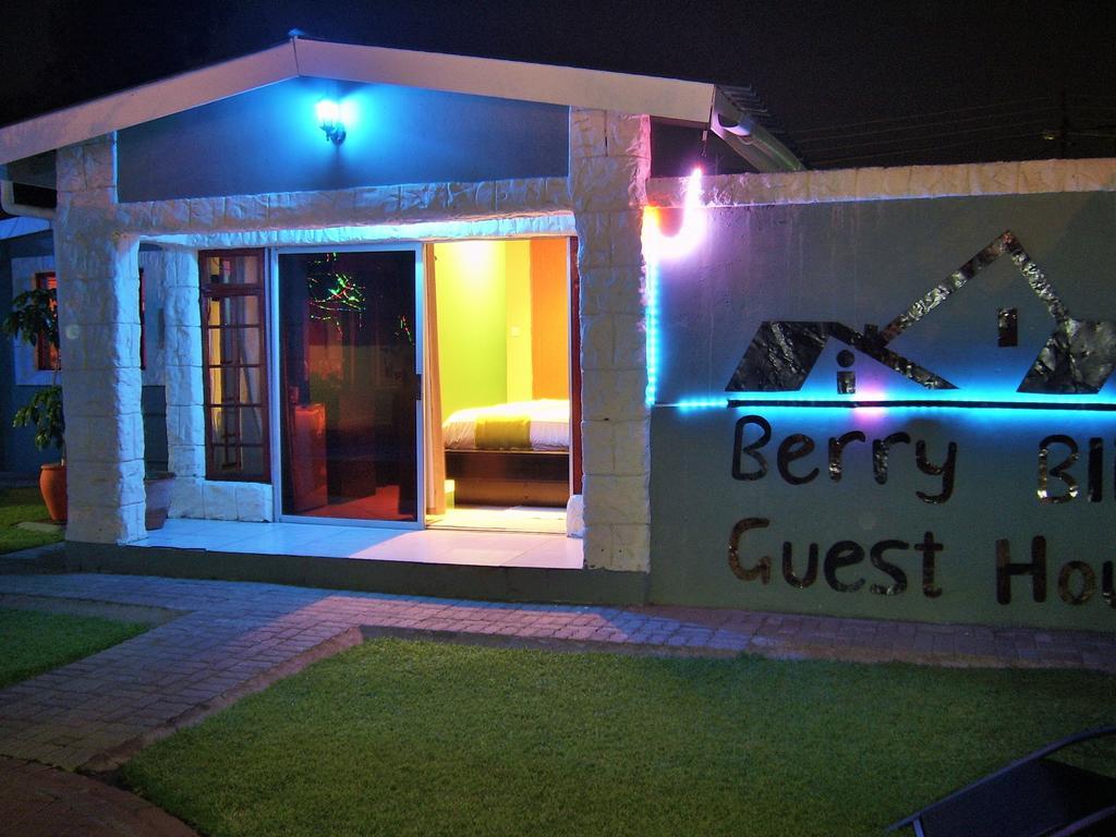 Berry Bliss Guest House Gaborone Exterior foto