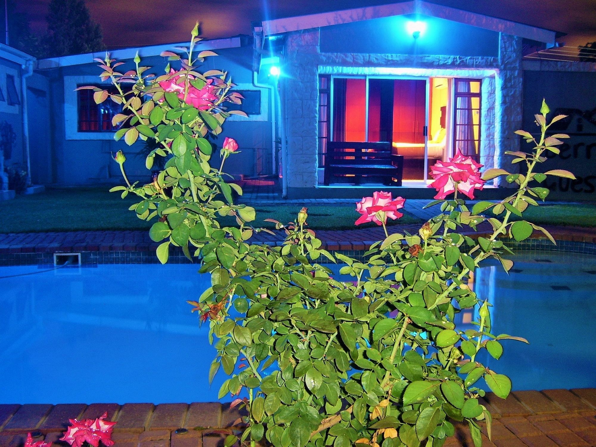 Berry Bliss Guest House Gaborone Exterior foto