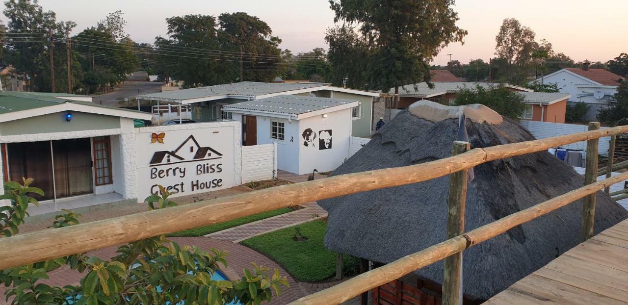 Berry Bliss Guest House Gaborone Exterior foto